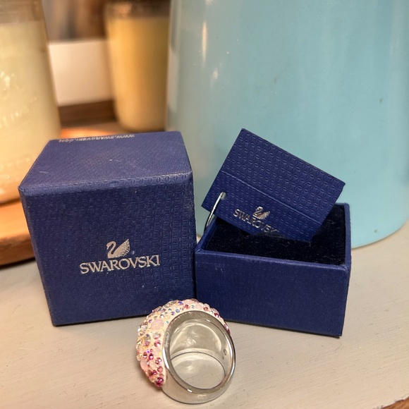 Swarovski x Hello Kitty Collaboration Chic Ring - Picture 7 of 16
